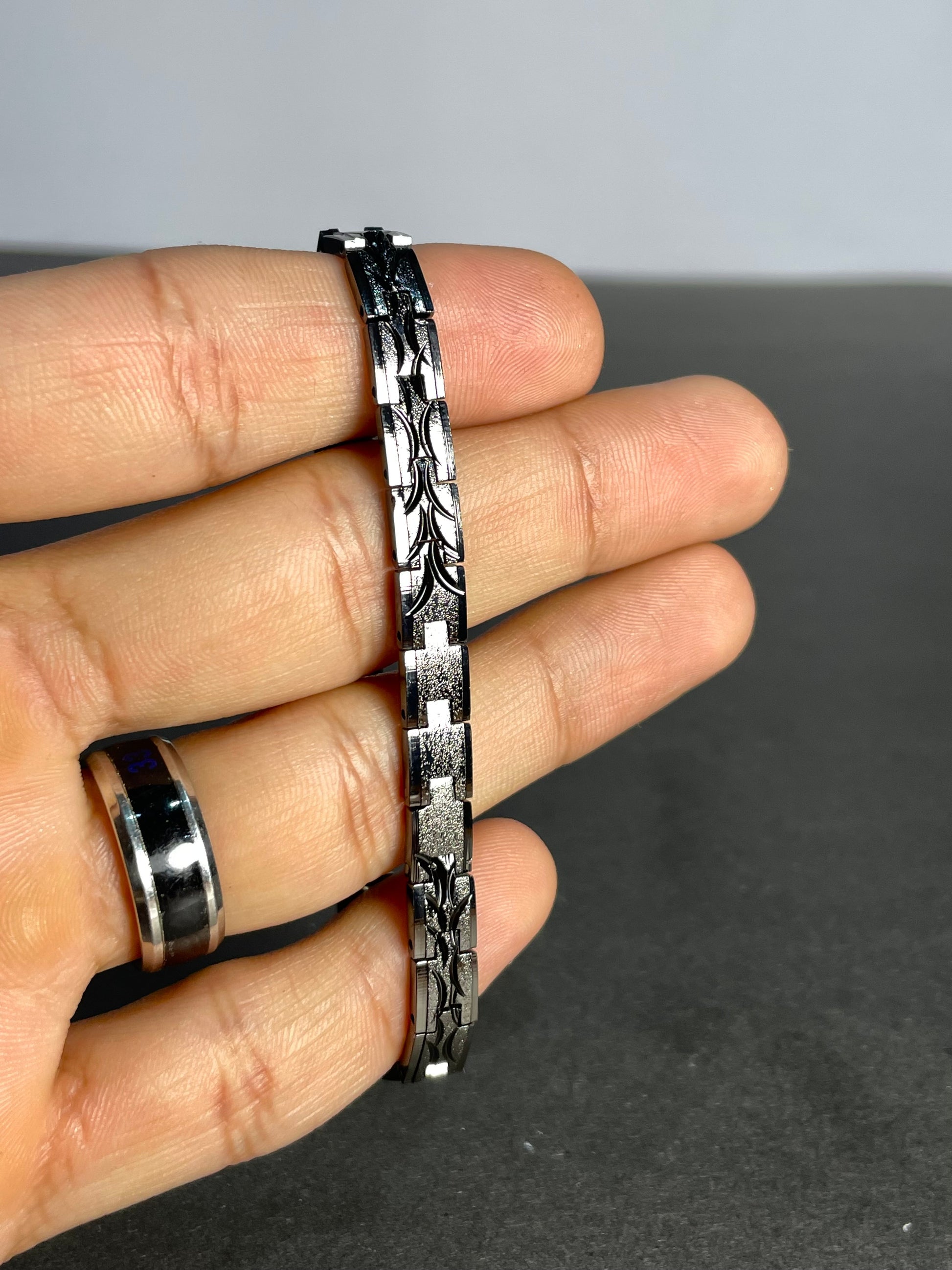 Phantom Link Bracelet (black)