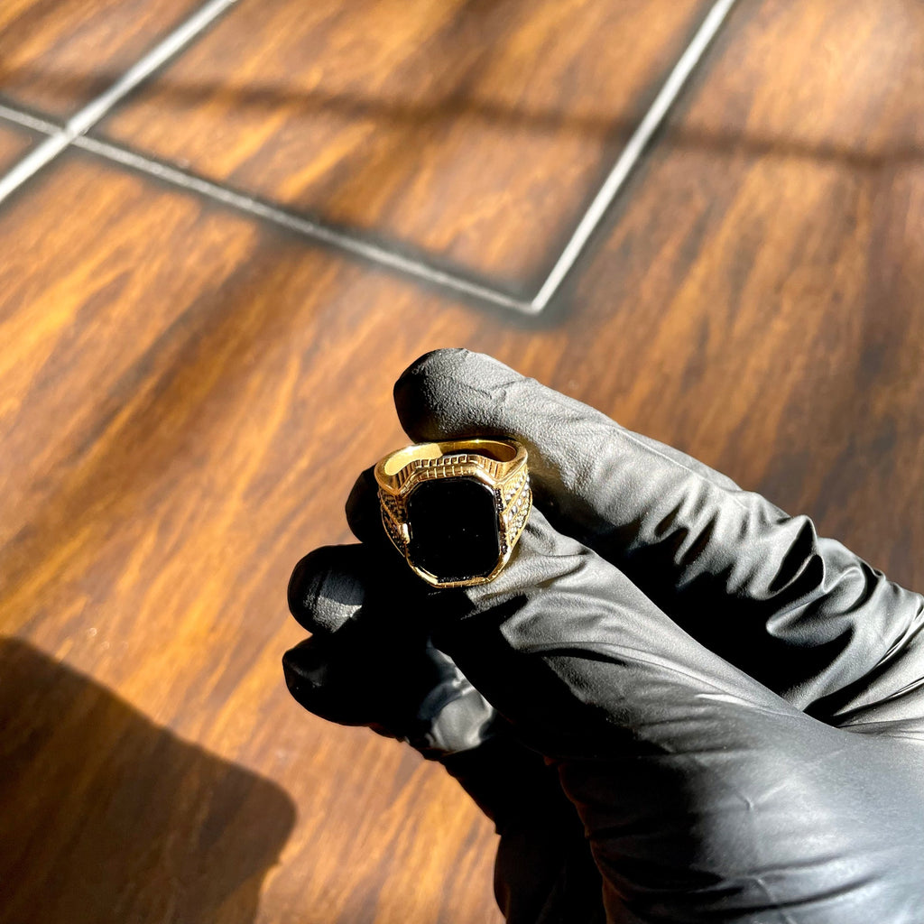 Regal gold Ring