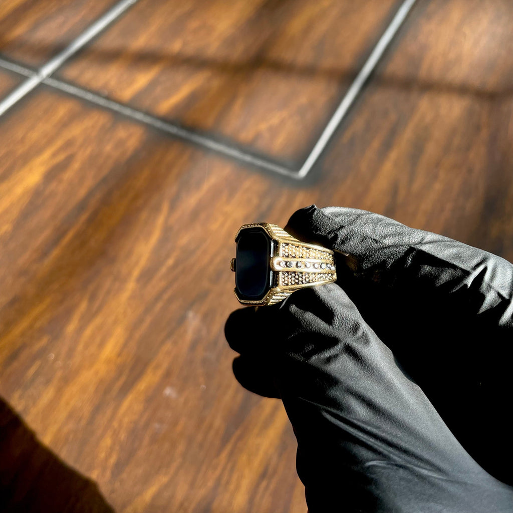 Regal gold Ring