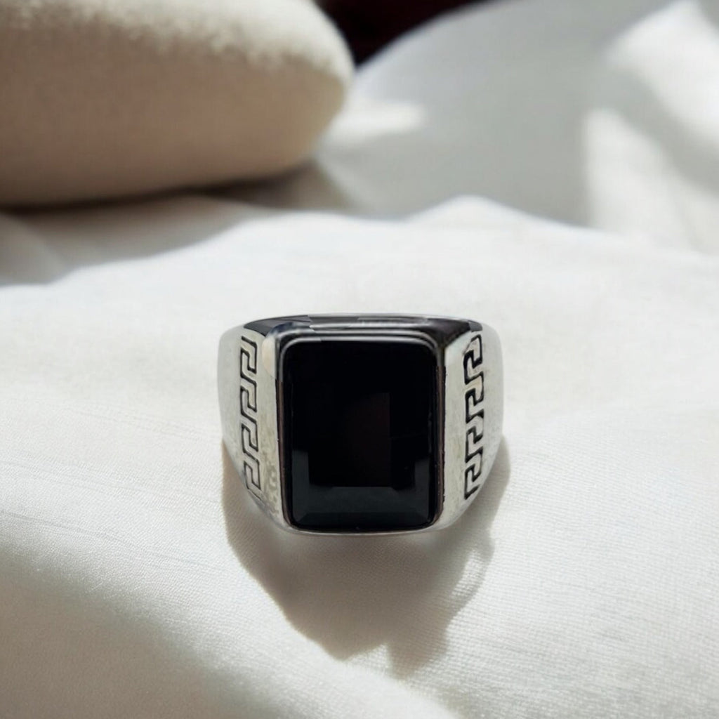 Titan Onyx Band & bracelet