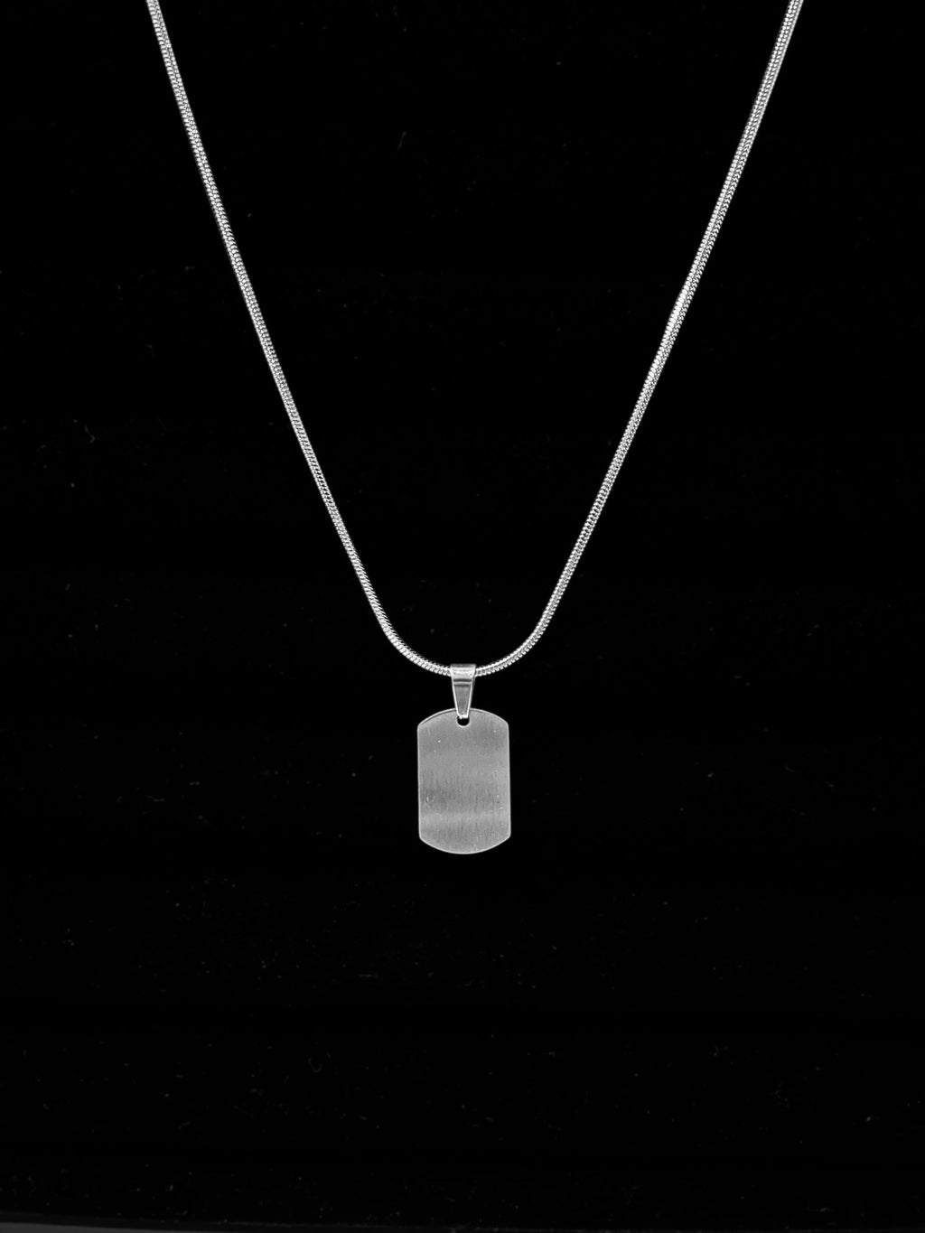 Minimal silver plain pendant